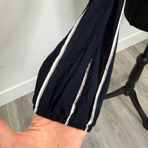 H&M Striped Off the Shoulder Sheer Long Sleeve Top (M) - Picture 4 of 9